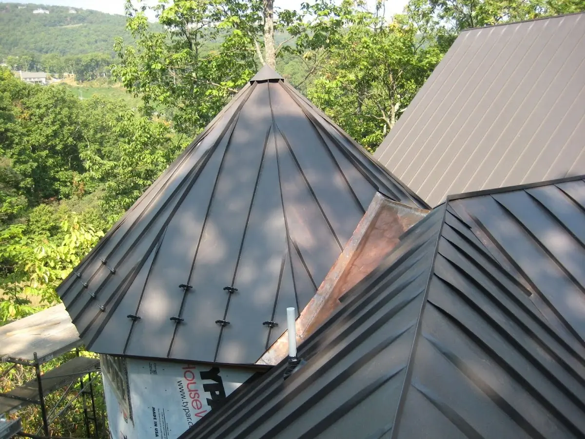 Professional Shingle Replacement & Repair by Craftsman Roofing in Greenwood